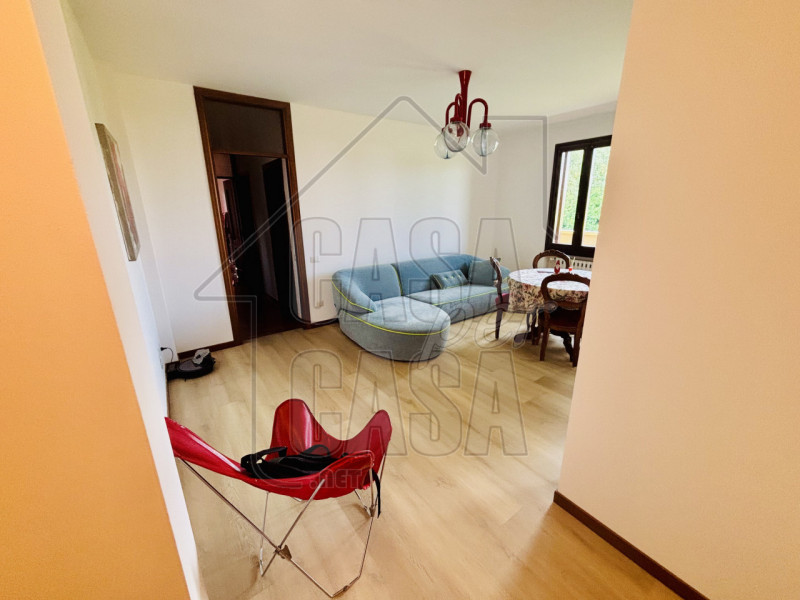 Zona Chiesanuova / Brentelle di sopra - Proponiamo in vendita delizioso appartemento di 145 mq su...