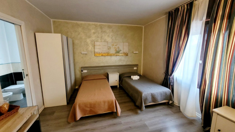 STAI CERCANDO UN’ATTIVITA’ GIA’ AVVIATA?

Vuoi avere un’entrata sicura? LEGGI QUI molto attentame...