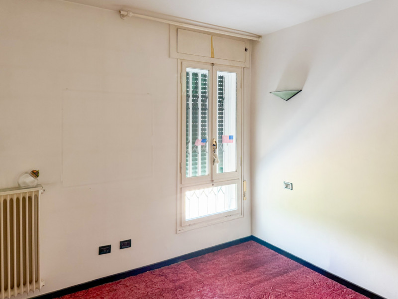 (Per INFO Vittorio 3517343301) Appartamento trilocale di circa 95 mq situato in Borgo Treviso a C...