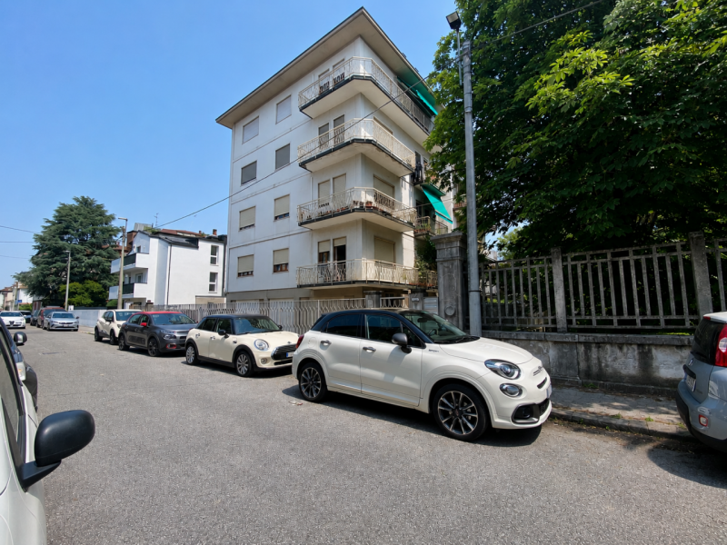 Nel ricercato quartiere di Santa Bertilla, una delle zone residenziali più apprezzate di Vicenza ...