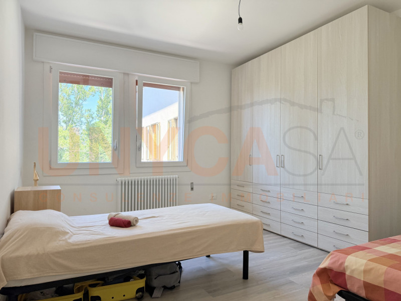SELVAZZANO - Caselle: splendido appartamento situato in quartiere residenziale. L’immobile si tro...