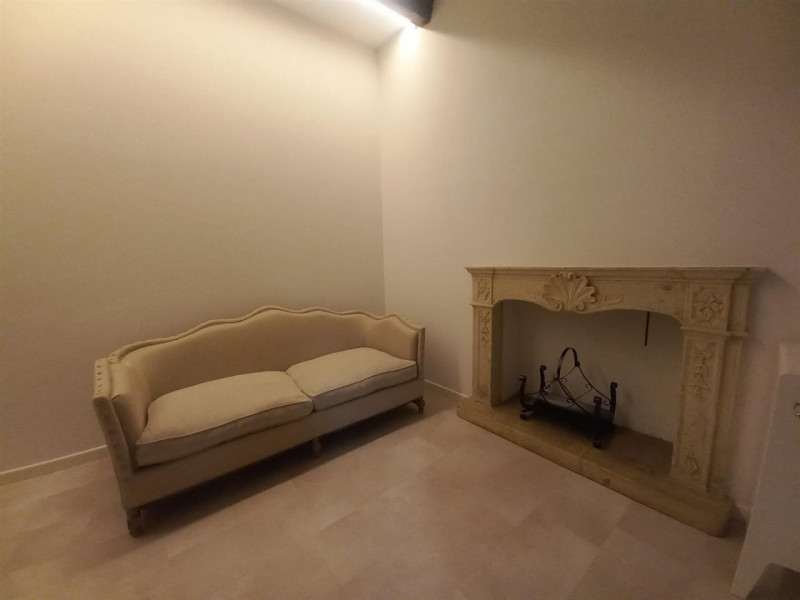 VICENZA - MONTE BERICO: PRESTIGIOSA VILLA DI MQ.350 ARREDATA CON PARCO. CANONE  EURO 3.200 MENSIL...