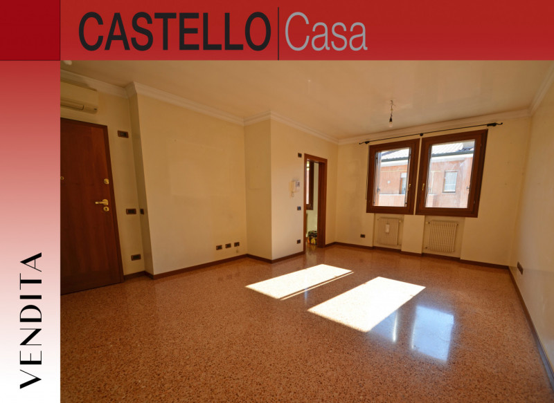 Nel cuore di Castelfranco Veneto, a soli 200 metri da Piazza Giorgione, proponiamo in vendita uno...