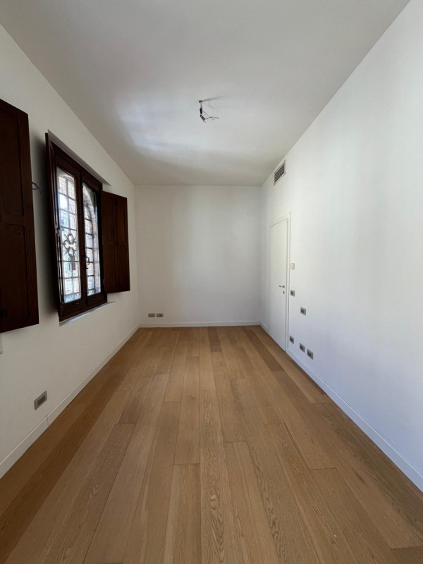 Nel cuore del centro storico di Montagnana, all'interno di un elegante e riservato contesto resid...