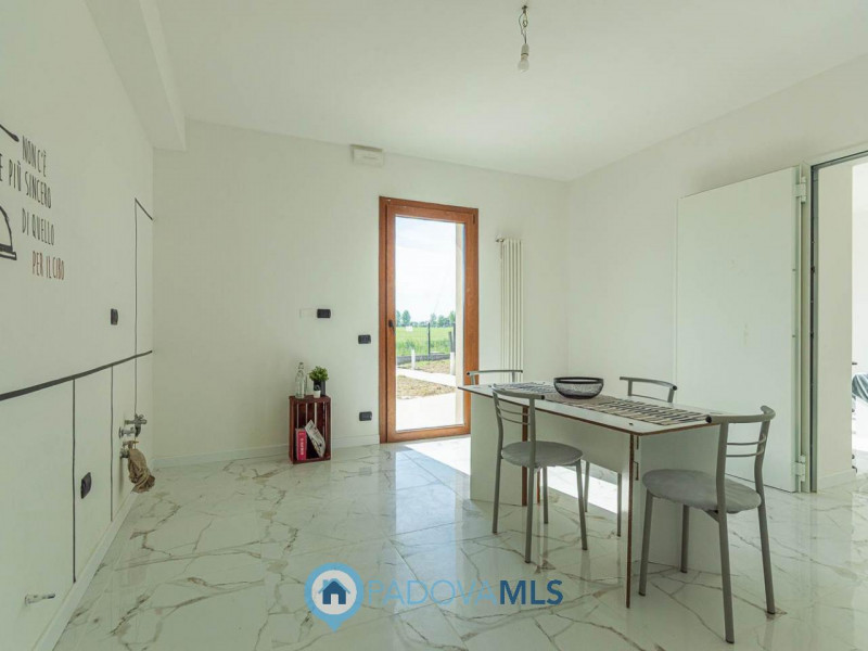 Immobile in esclusiva al Gruppo Padova MLS
ALBIGNASEGO (PD) - Nella tranquilla zona di San Giacom...