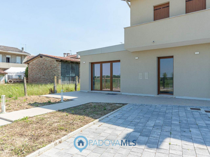 Immobile in esclusiva al Gruppo Padova MLS
ALBIGNASEGO (PD) - Nella tranquilla zona di San Giacom...