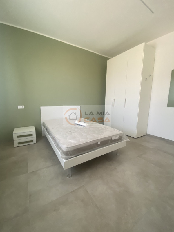 EGNARO: Cerchi la combinazione perfetta tra studio, comfort e indipendenza?
Questa splendida vill...
