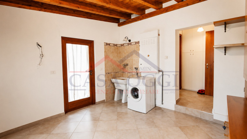 Bresseo di Teolo – Casa singola con giardino privato e vista sui Colli Euganei

In posizione tran...