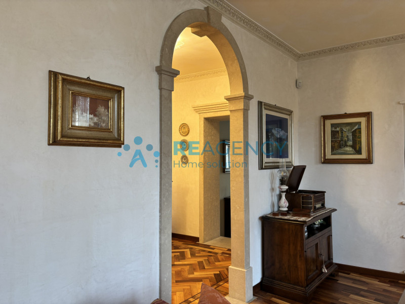 VALDAGNO, a un passo dal centro storico

SIETE ALLA RICERCA DI UNA CASA INDIPENDENTE PRONTA PER E...