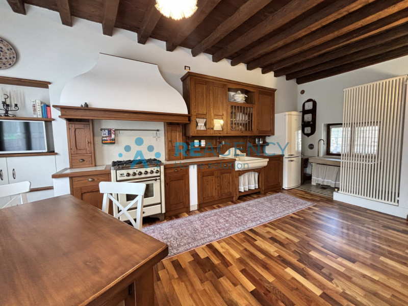 VALDAGNO, a un passo dal centro storico

SIETE ALLA RICERCA DI UNA CASA INDIPENDENTE PRONTA PER E...
