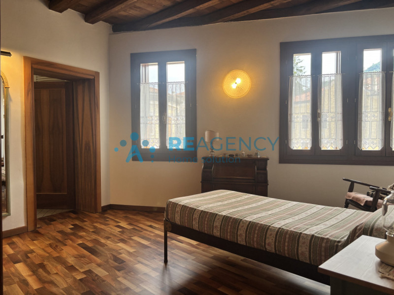 VALDAGNO, a un passo dal centro storico

SIETE ALLA RICERCA DI UNA CASA INDIPENDENTE PRONTA PER E...