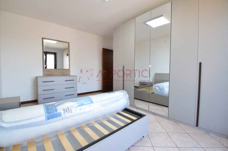 Cambroso di CODEVIGO - APPARTAMENTO arredato come da foto, situato in un tranquillo contesto resi...