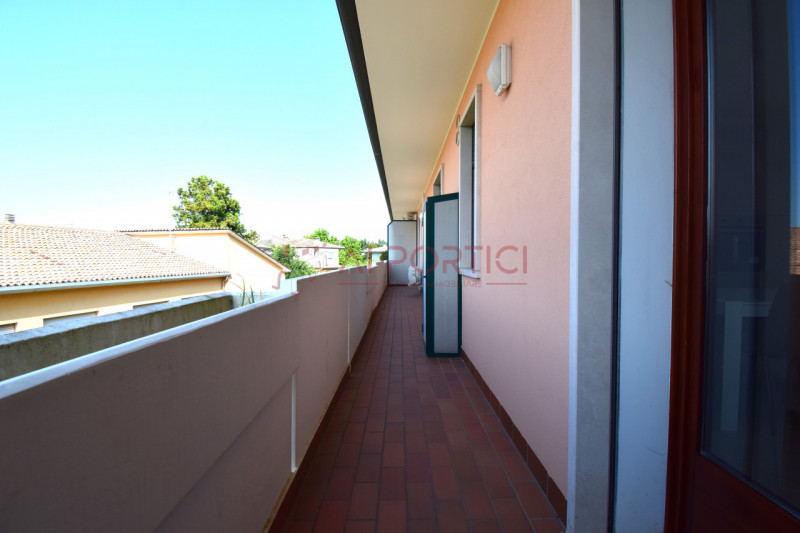 Cambroso di CODEVIGO - APPARTAMENTO arredato come da foto, situato in un tranquillo contesto resi...