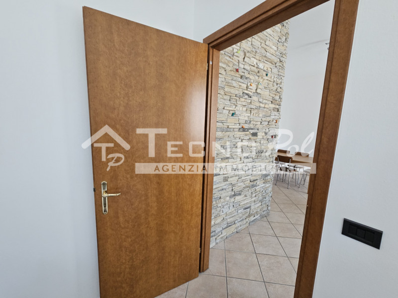 VIGONZA - ESCLUSIVA Tecnopol! Se stai cercando un appartamento che combini ampi spazi con una pos...