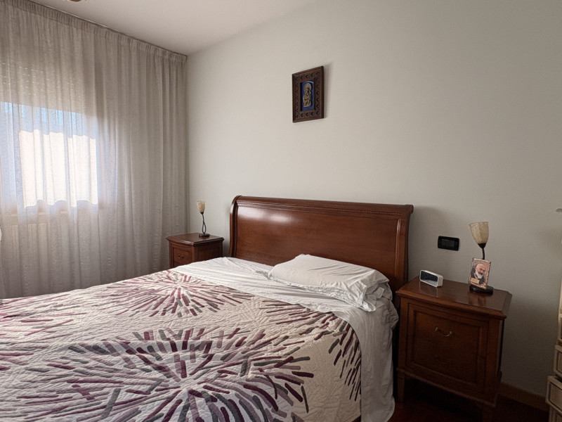 Nel centro di Villanova di Camposampiero, proponiamo in vendita una splendida casa singola di cir...