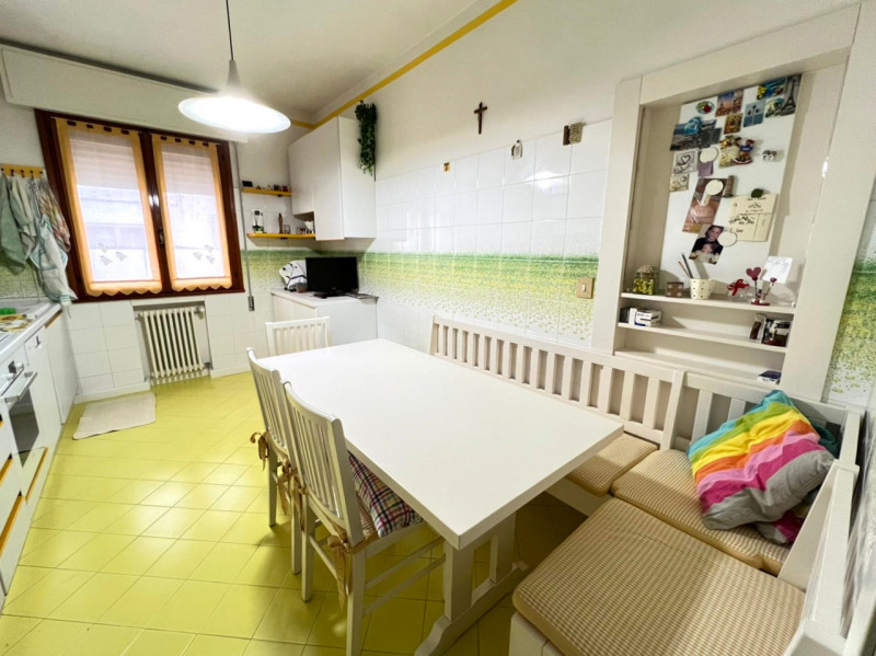 RESCHIGLIANO: Classe Energetica D - EPgl,nren 127,71 KWh/mq anno. 
Casa singola divisa in due uni...