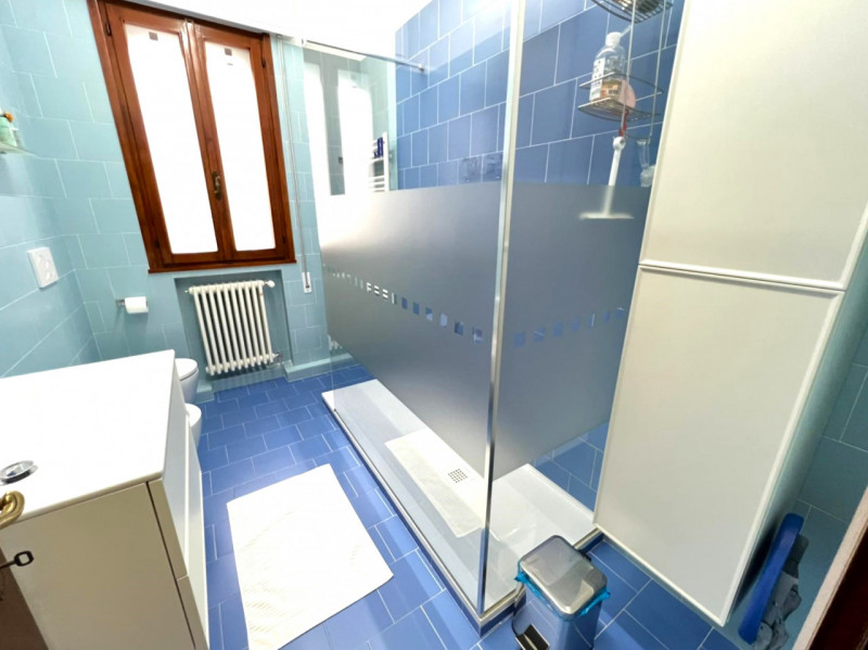 RESCHIGLIANO: Classe Energetica D - EPgl,nren 127,71 KWh/mq anno. 
Casa singola divisa in due uni...