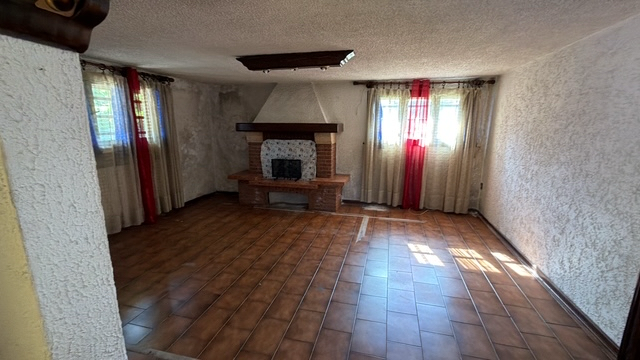 SANT’ANDREA DI CAMPODARSEGO: Classe Energetica G - Kwh/m2 anno 247,89. 
Proponiamo soluzione indi...