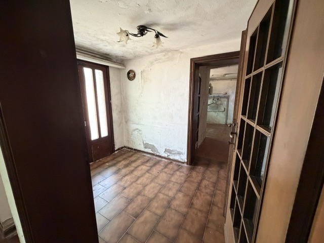 SANT’ANDREA DI CAMPODARSEGO: Classe Energetica G - Kwh/m2 anno 247,89. 
Proponiamo soluzione indi...