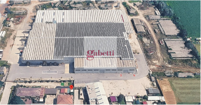 Polo logistico di circa 11.000 mq attualmente oggetto di un'importante riqualificazione.
L'interv...