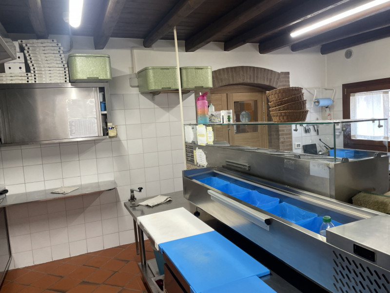 NOSTRA ESCLUSIVA: in centro a Pagnano, a due passi dal centro storico di Asolo siamo a proporre i...