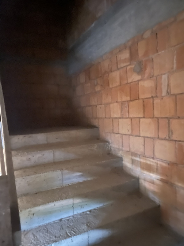 NOSTRA ESCLUSIVA: in centro a Pagnano, a due passi dal centro storico di Asolo siamo a proporre i...