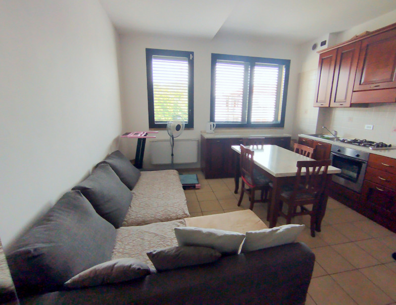 Montegrotto Terme, in zona centralissima, appartamento completamente arredato.

Proponiamo un min...
