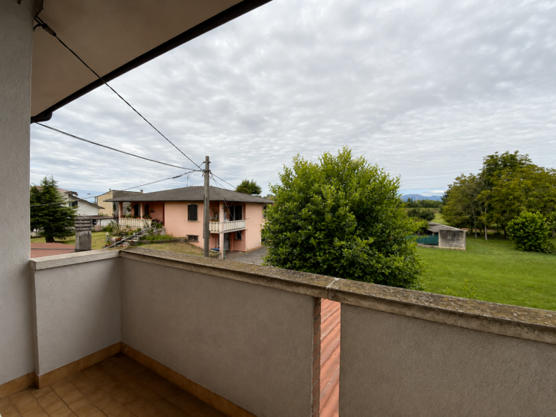 A Poianella di Bressanvido, in una tranquilla zona residenziale a pochi minuti dal centro del pae...