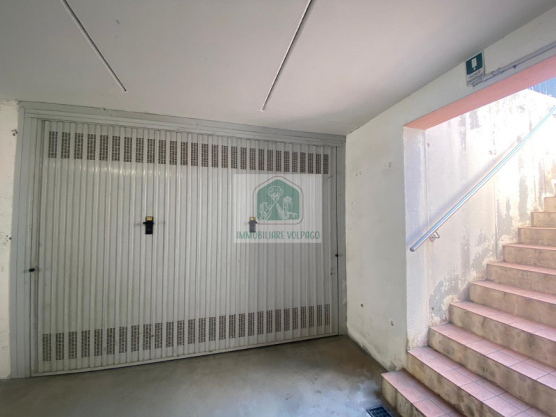 Cerchi la comodità di un piano terra senza rinunciare ai tuoi spazi verdi e alla massima praticit...