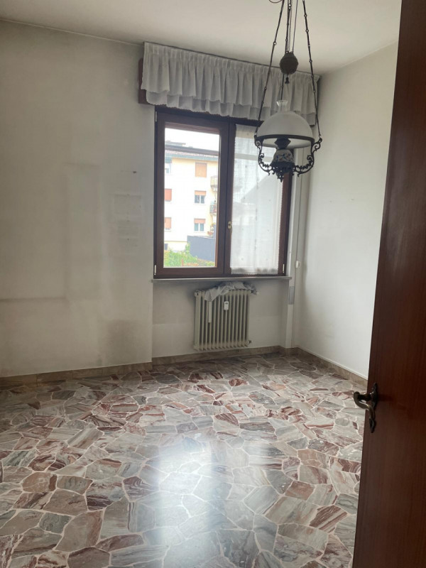 # Splendido Appartamento a San Bortolo - Luminoso e Spazioso

Scopri questa meravigliosa opportun...