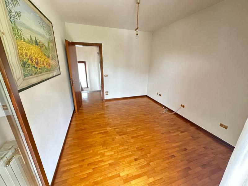 VILLAFRANCA PADOVANA – Bifamiliare con ampio giardino in posizione centrale
Nel cuore di Villafra...