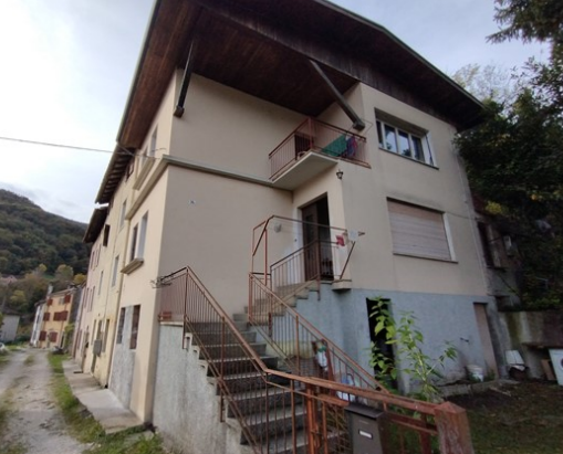 Rif. A.A.23-251

Vendita all'asta - appartamento al 1° piano con cantina in data 15 settembre 202...