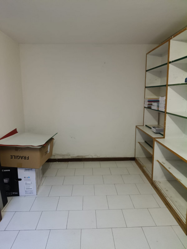 In esclusiva proponiamo in vendita un’attività commerciale storica, situata nel cuore della vivac...
