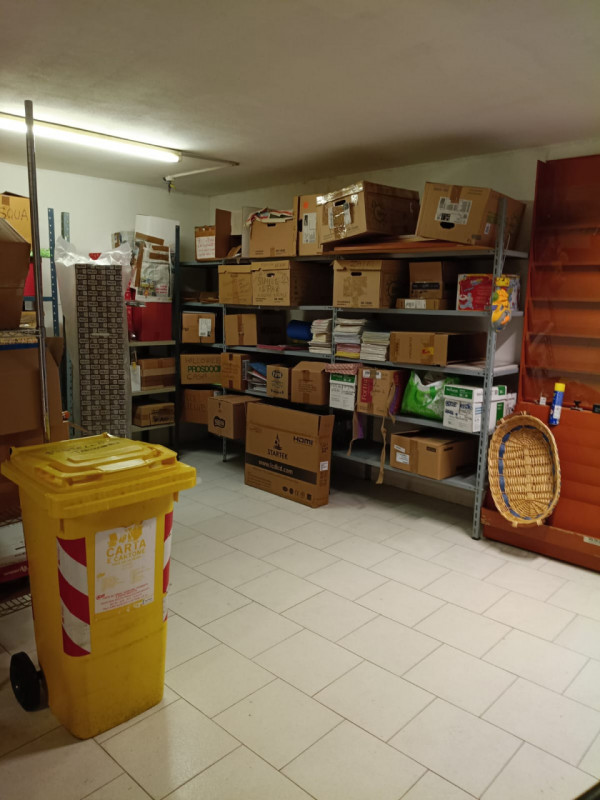 In esclusiva proponiamo in vendita un’attività commerciale storica, situata nel cuore della vivac...