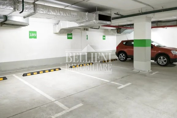 CENTRO STORICO - Proponiamo in vendita un posto auto di ampie dimensioni situato all'interno di u...