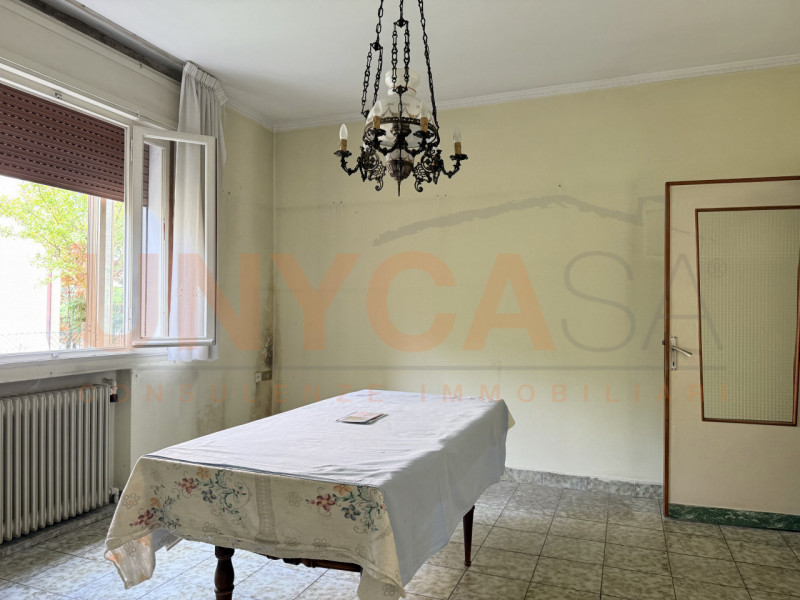 PADOVA – quartiere Mandria: se desideri una casa da trasformare secondo i tuoi gusti, con ampi sp...