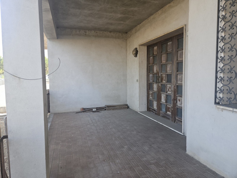 Situata nel cuore di Vighizzolo d'Este, questa affascinante villa singola offre un'opportunità im...