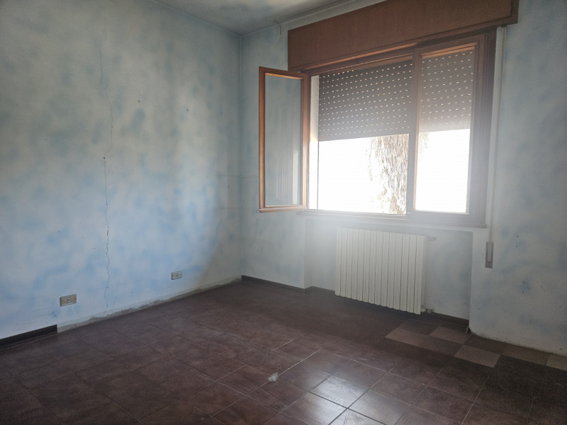 Situata nel cuore di Vighizzolo d'Este, questa affascinante villa singola offre un'opportunità im...