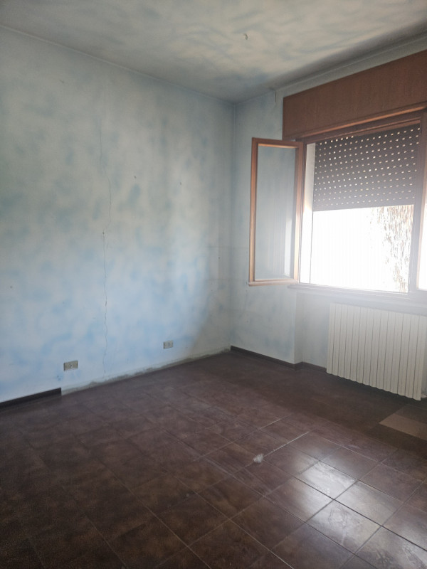 Situata nel cuore di Vighizzolo d'Este, questa affascinante villa singola offre un'opportunità im...