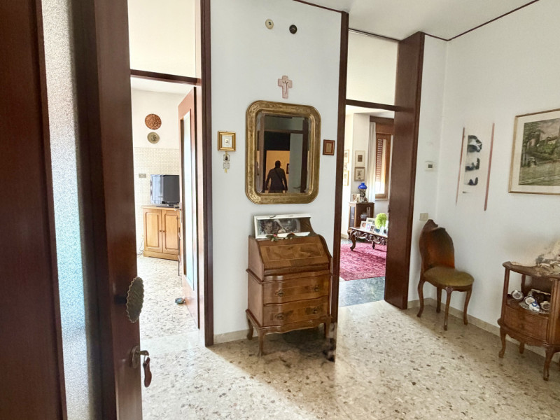 Castelfranco V.to: proponiamo in vendita una abitazione bifamiliare indipendente disposta su 2 li...