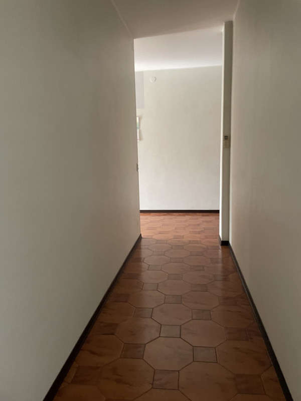In vendita a Sant'Angelo di Piove di Sacco, proponiamo complesso immobiliare, situato in una stra...