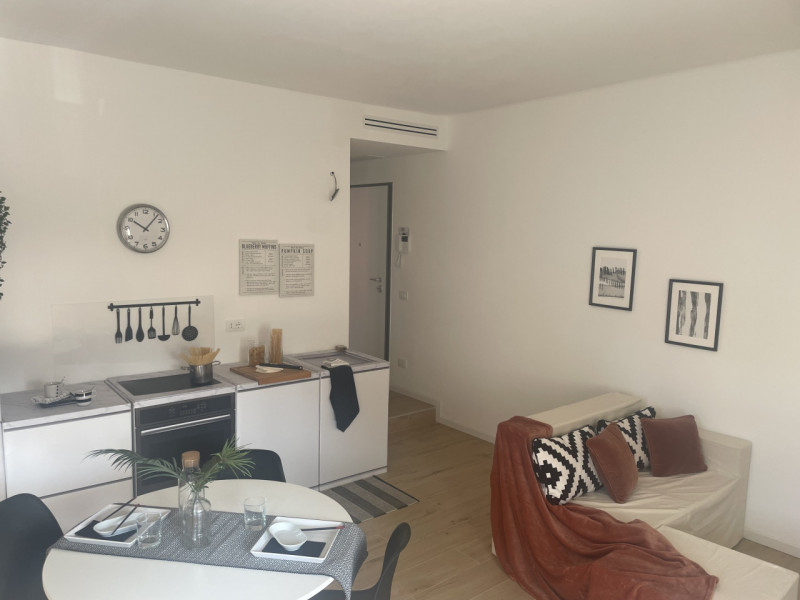 ULTIMA DISPONIBILITA' DI BICAMERE CON GIARDINETTO PRIVATO, su piccola palazzina oggetto di comple...