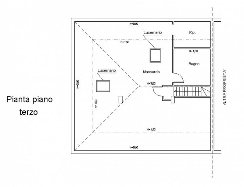 COMPOSIZIONE:
Proponiamo in vendita appartamento sviluppato al secondo e terzo piano. Sul primo l...