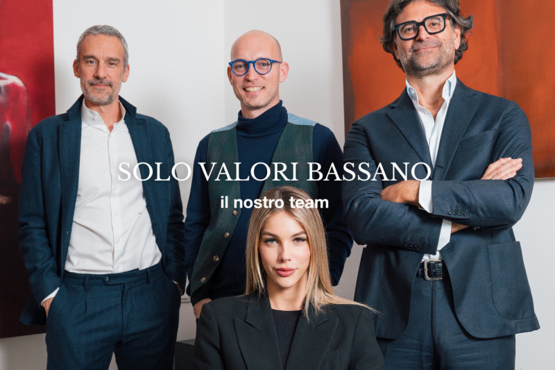 Rif.BD201  (Per info: Daniel +39 3939878704)

Proponiamo in locazione immobile commerciale-direzi...