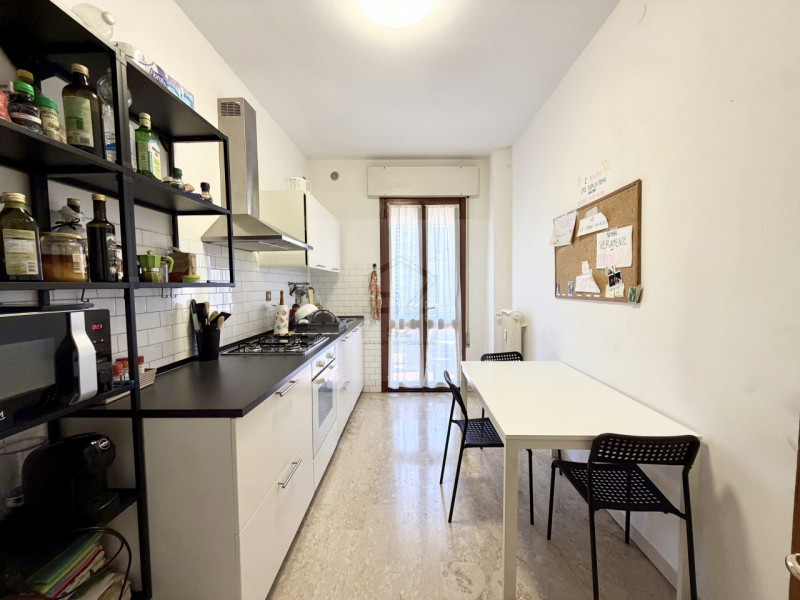 PADOVA-Q. SANTA RITA

Nel cuore del quartiere Santa Rita, in una posizione comoda a tutti i princ...