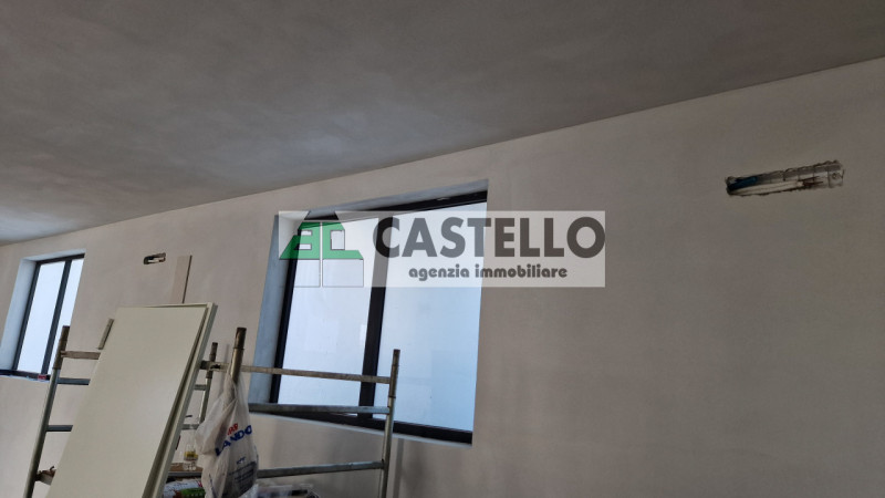 Fiesso D’Artico (VE) Laboratorio/magazzino di circa 160mq disponibile da inizio settembre 2026.

...