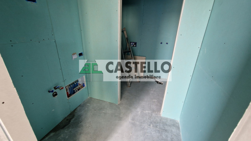 Fiesso D’Artico (VE) Laboratorio/magazzino di circa 160mq disponibile da inizio settembre 2026.

...