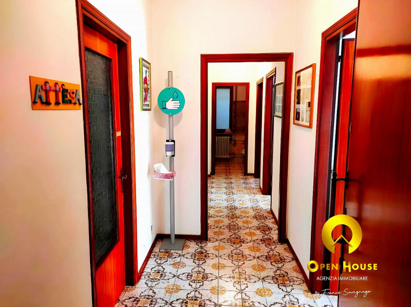 OPEN HOUSE by Franco Savegnago propone in vendita un ambulatorio/ufficio (categoria A/10) attualm...