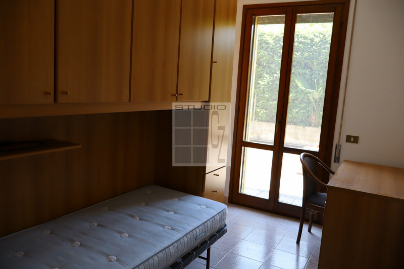 LOREGGIA - CENTRO - APPARTAMENTO 2 CAMERE AL PIANO TERRA

Lo Studio CZ di Curtarolo Silvia, propo...