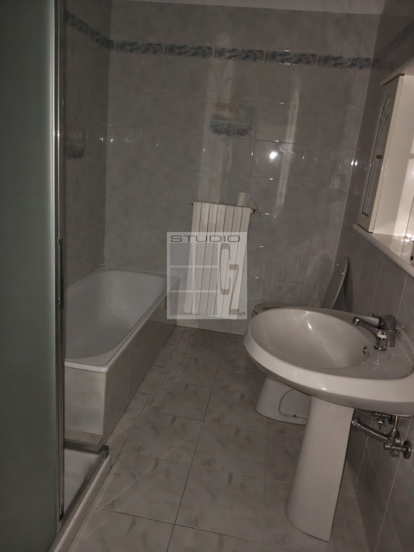 LOREGGIA - CENTRO - APPARTAMENTO 2 CAMERE AL PIANO TERRA

Lo Studio CZ di Curtarolo Silvia, propo...